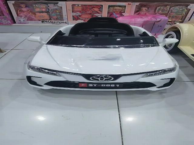 CHILDREN RC RIDE ON CAR