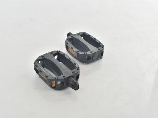 AMERICAN PEDAL FOR 12 14 16INCH AMERICAN PEDAL FOR 12 14 16INCH