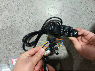 SC1076 SPEED BUTTON +HORN 2IN1 SET WITH WIRE SC1076 SPEED BUTTON +HORN 2IN1 SET WITH WIRE