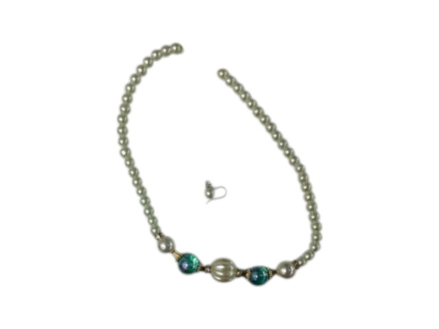 NECKLACE WITH EARRINGS