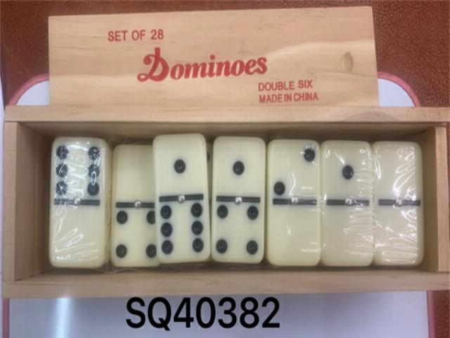 DOMINOES