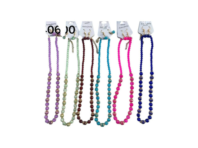 NECKLACE WITH EARRINGS