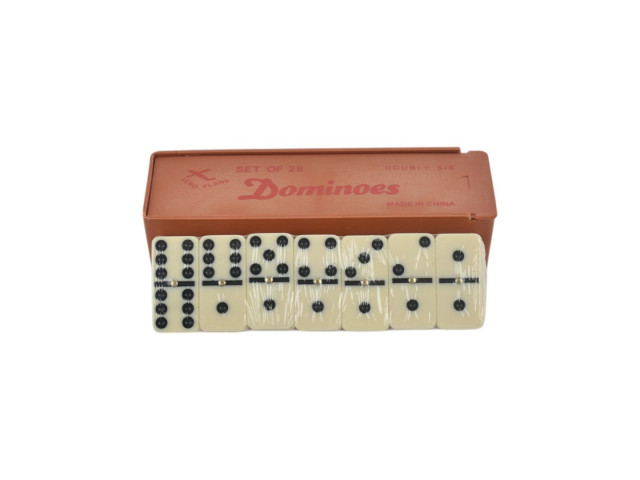 DOMINOES